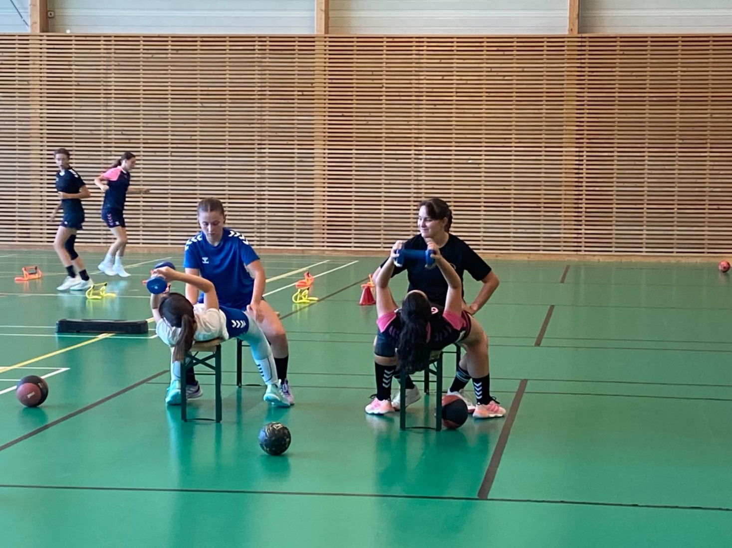 Reprise pour les (grandes) filles